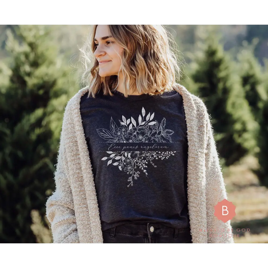 Ecce Panis Angelorum Catholic t-shirt - T-Shirt